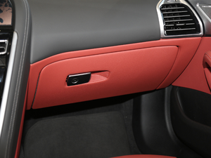 2019840i xDrive TI܇ M\b п؅^