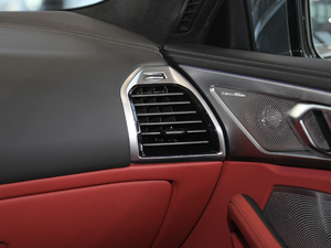 2019840i xDrive TI܇ M\b п؅^