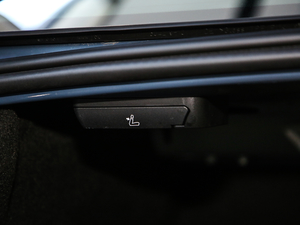 2019840i TI܇ M\(yn)b g