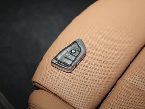 2019840i TI܇ װl ܇耳