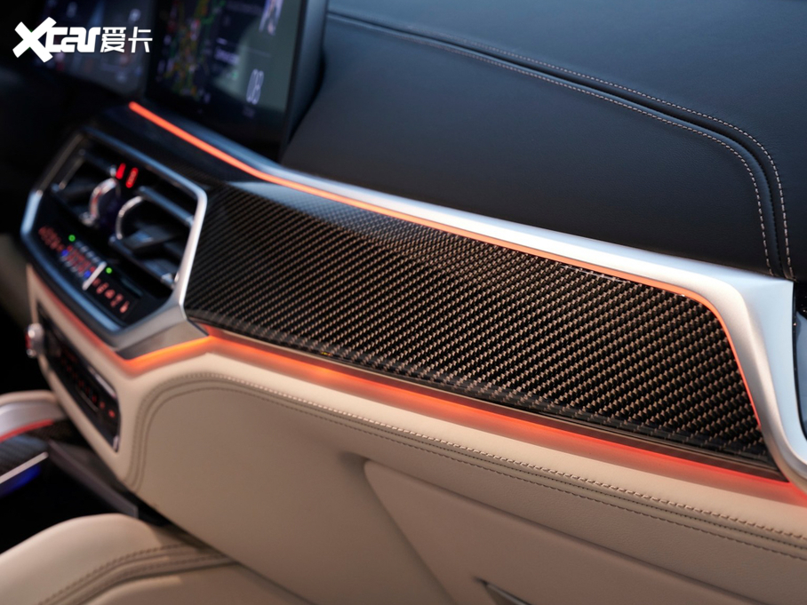 2020��RX6 M50i