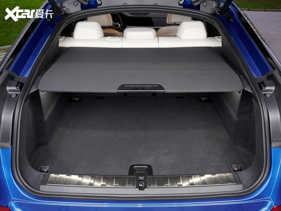 2020��RX6 M50i