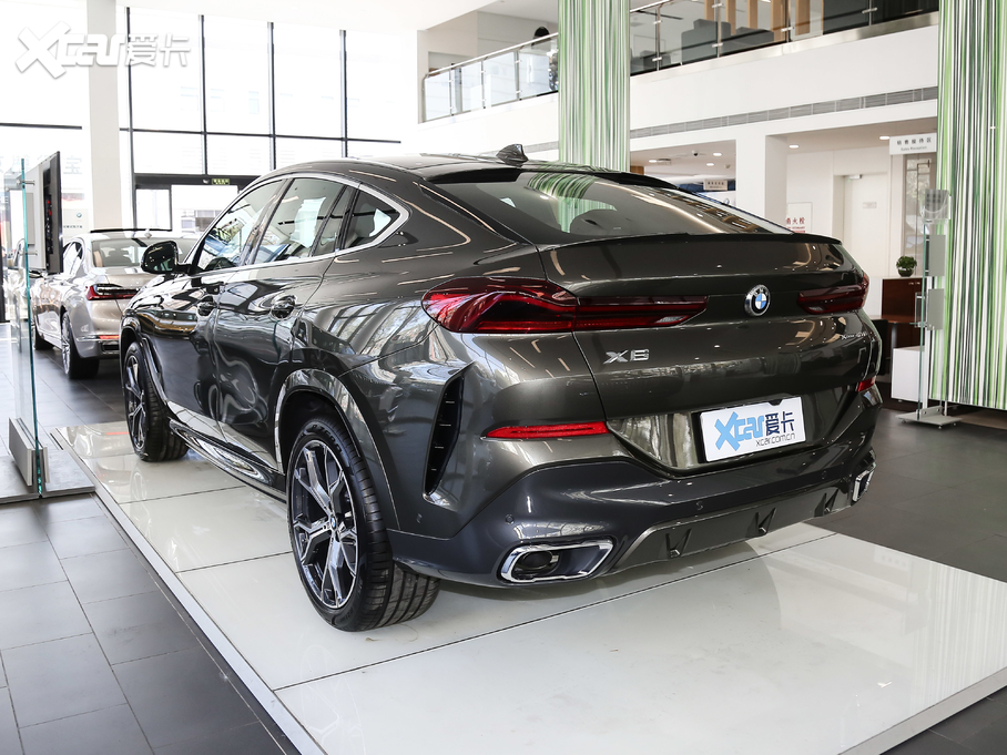 2020RX6 xDrive40i  M\(yn)(dng)b