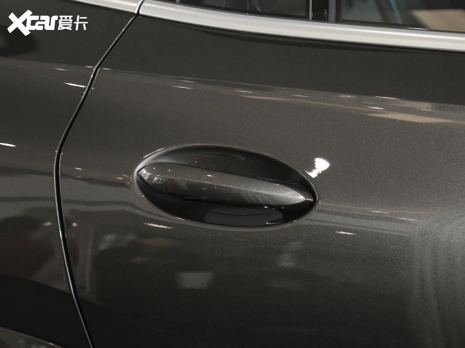 2020RX6 xDrive40i  M\(yn)(dng)b