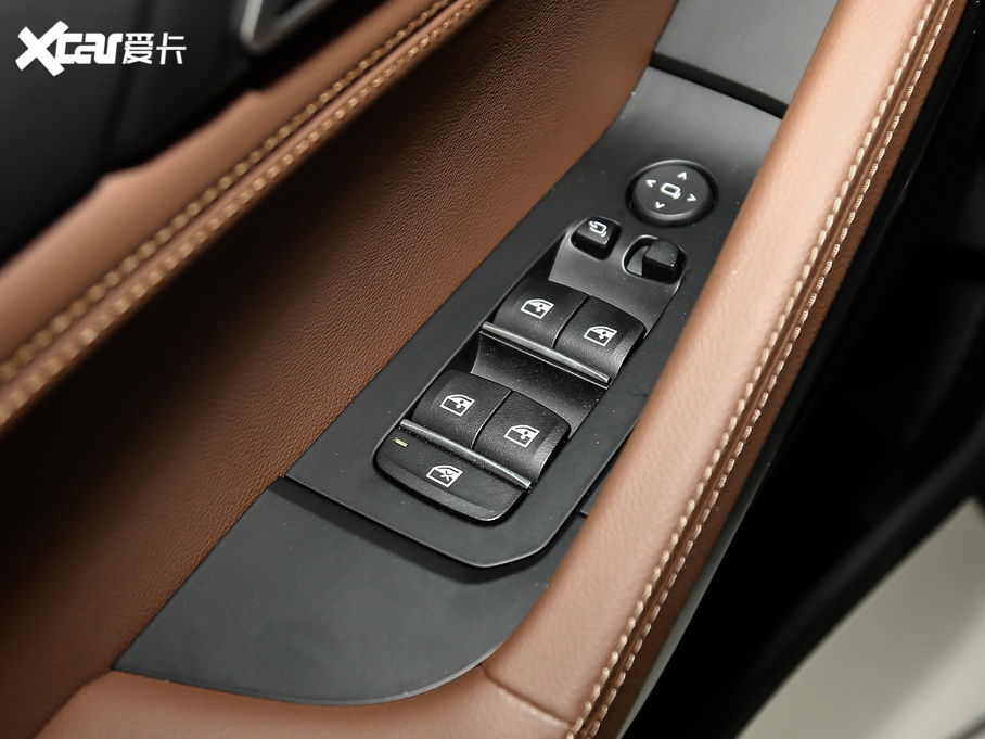 2020RX6 xDrive40i  M\b