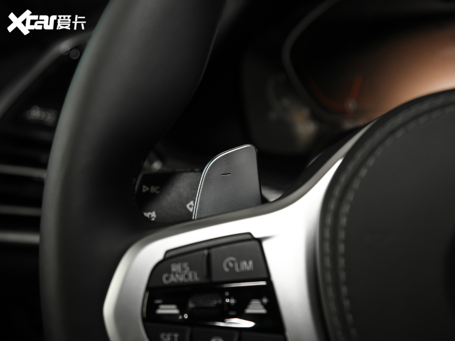 2020RX6 xDrive40i  M\b