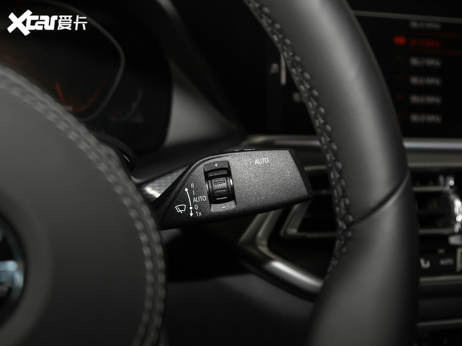 2020RX6 xDrive40i  M\b