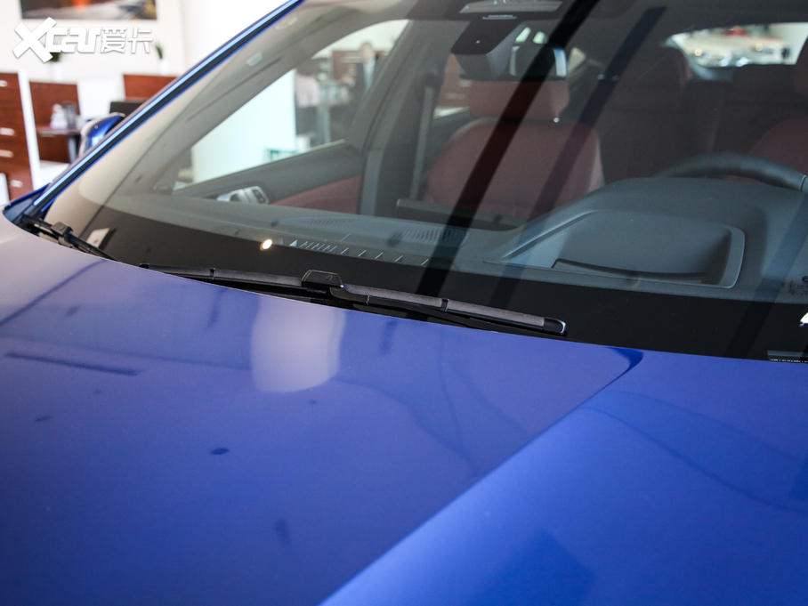 2020RX6 xDrive40i  M\(yn)(dng)b