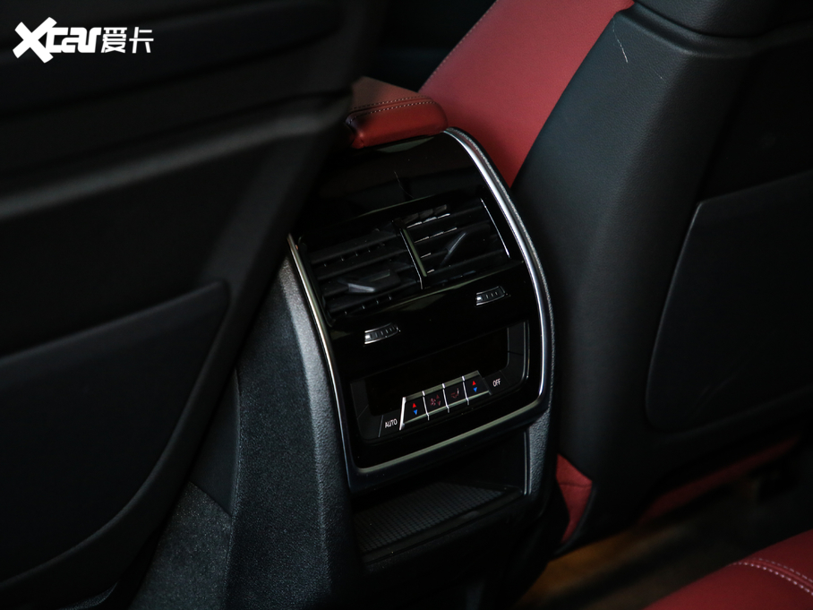 2020RX6 xDrive40i  M\b