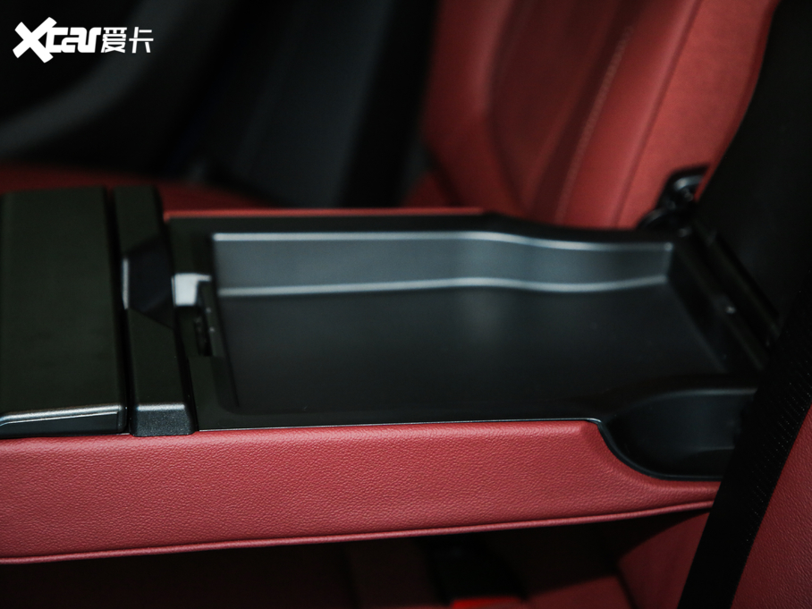 2020RX6 xDrive40i  M\(yn)(dng)b