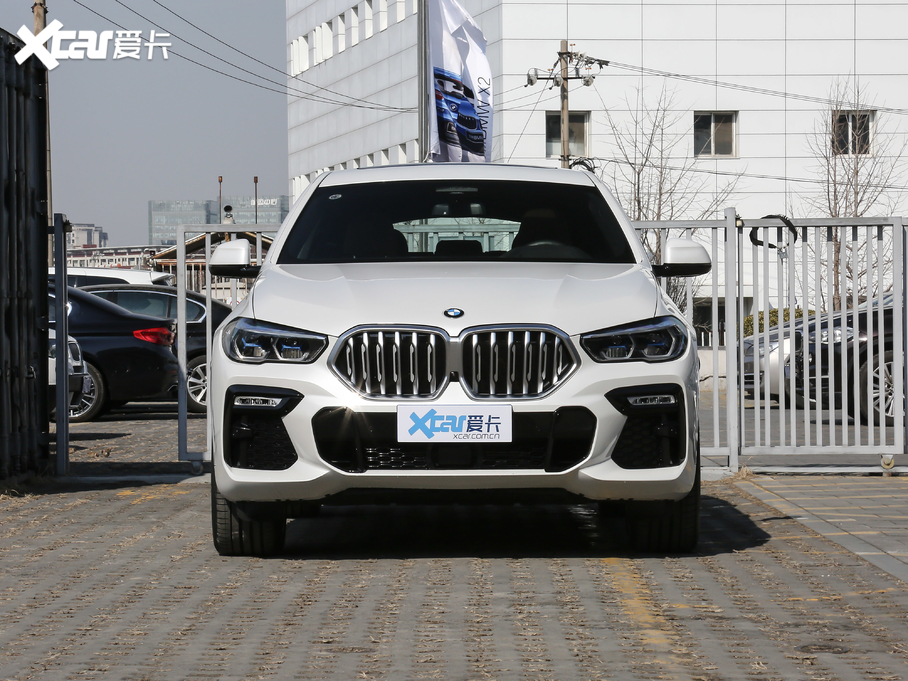 2020X6 xDrive40i M˶װ