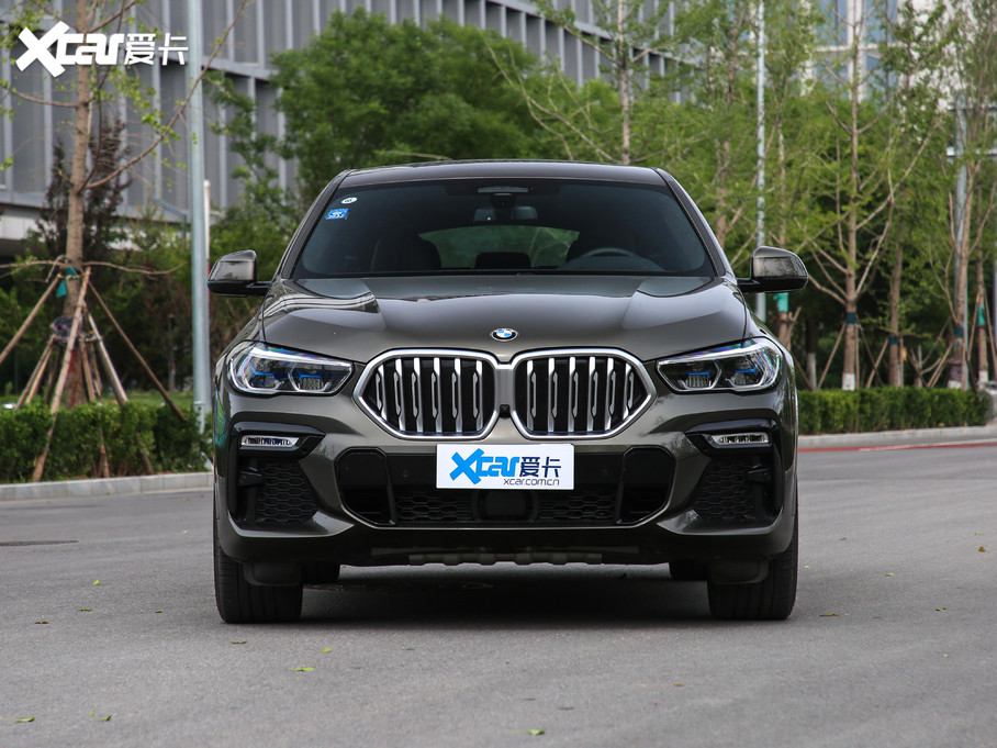 2020款宝马x6xdrive40i 尊享型 m运动套装