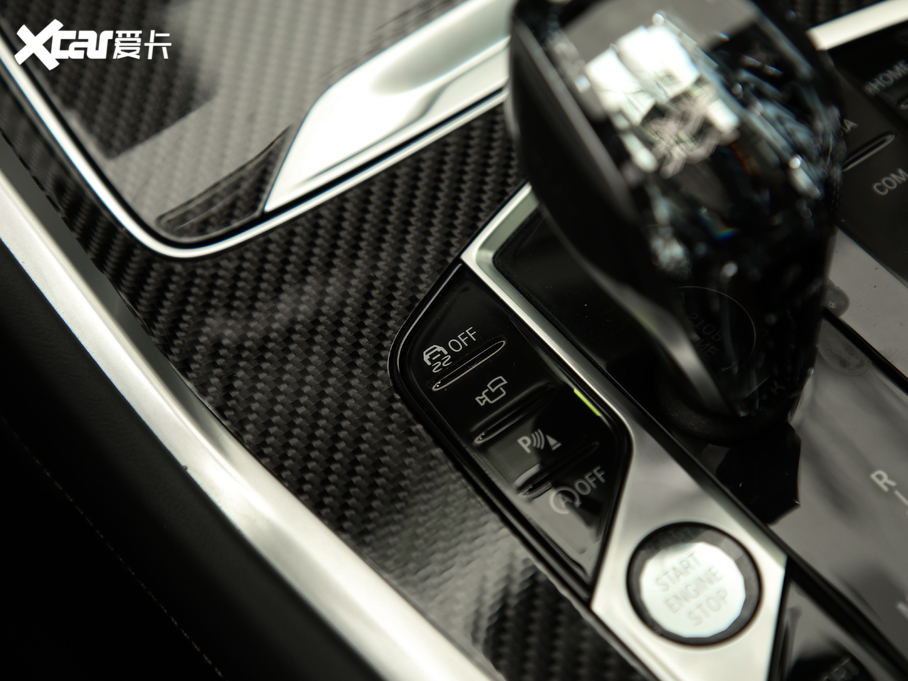 2020RX6 xDrive40i  M\b