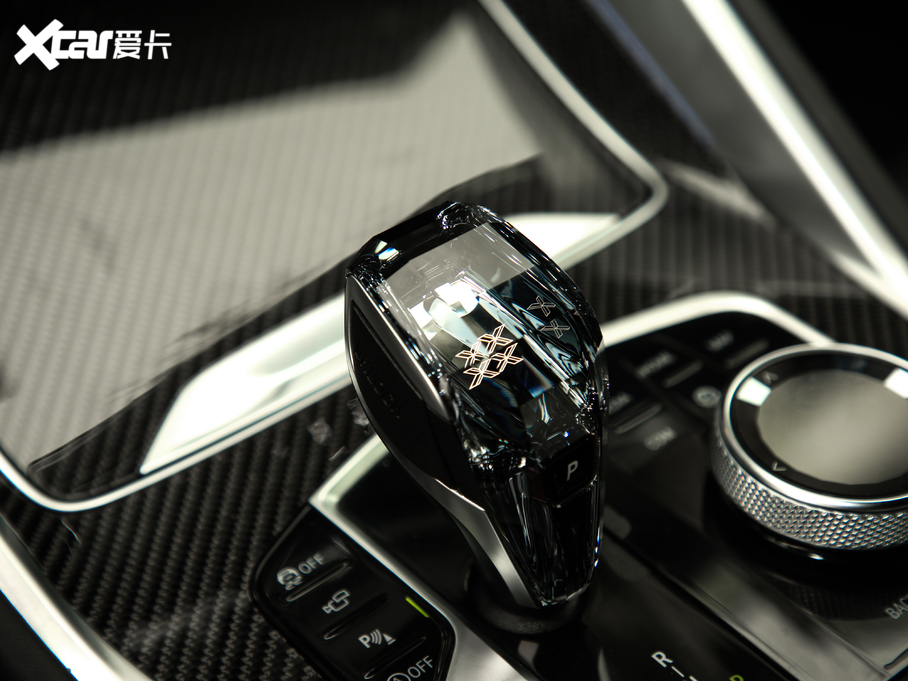 2020RX6 xDrive40i  M\(yn)(dng)b