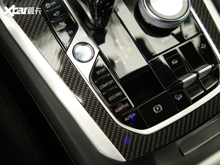 2020RX6 xDrive40i  M\b