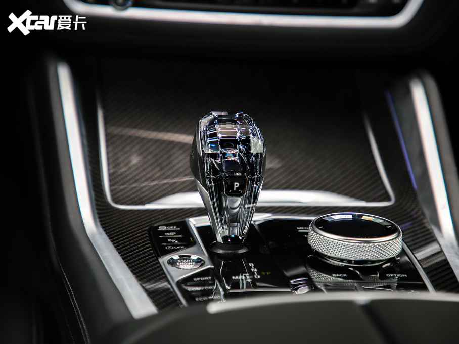 2020RX6 xDrive40i  M\b