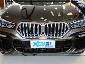 2020xDrive40i  M\b ^