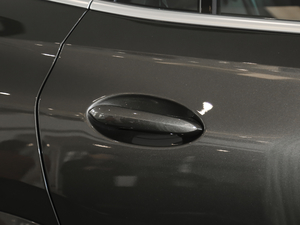 2020xDrive40i  M\(yn)(dng)b (x)(ji)^