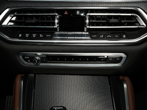 2020xDrive40i  M\b п؅^