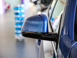 2020xDrive40i  M\b ^