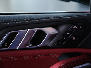 2020xDrive40i  M\b g