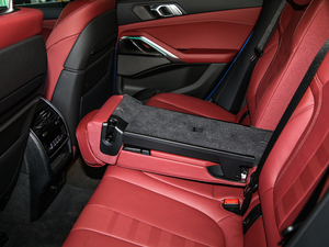 2020xDrive40i  M\b g