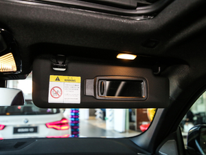 2020xDrive40i  M\b g