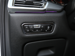 2020xDrive40i M\b п؅^(q)