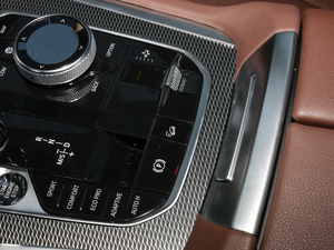 2020xDrive40i M\b v܇Ƅ