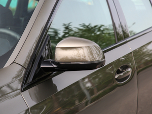 2020xDrive40i  M\b ^