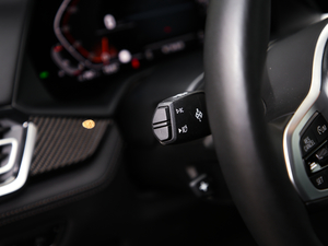 2020xDrive40i  M\(yn)(dng)b g