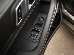 2020xDrive40i  M\b п؅^