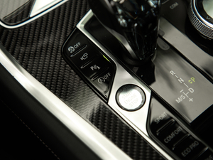 2020xDrive40i  M\b п؅^