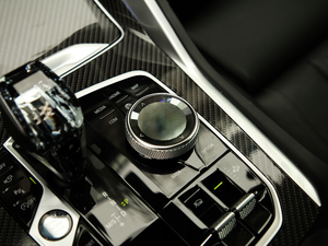 2020xDrive40i  M\b п؅^