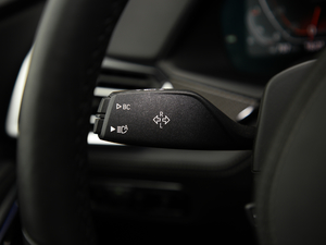 2020xDrive40i  M\b п؅^