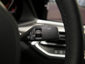 2020xDrive40i  M\b п؅^