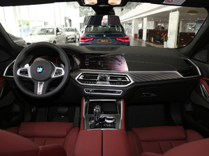 2020款xDrive40i M运动套装 内饰全景