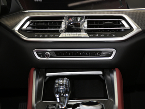 2020款xDrive40i M运动套装 空调调节