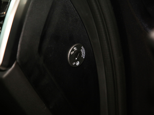 2020xDrive30i M\b п؅^