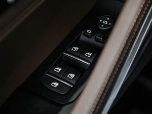 2020xDrive30i M\b {܇ƅ^	