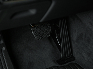 2020xDrive30i M\b п؅^