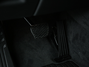 2020xDrive30i M\b п؅^