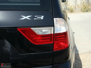 2009款xDrive 3.0i  尾灯