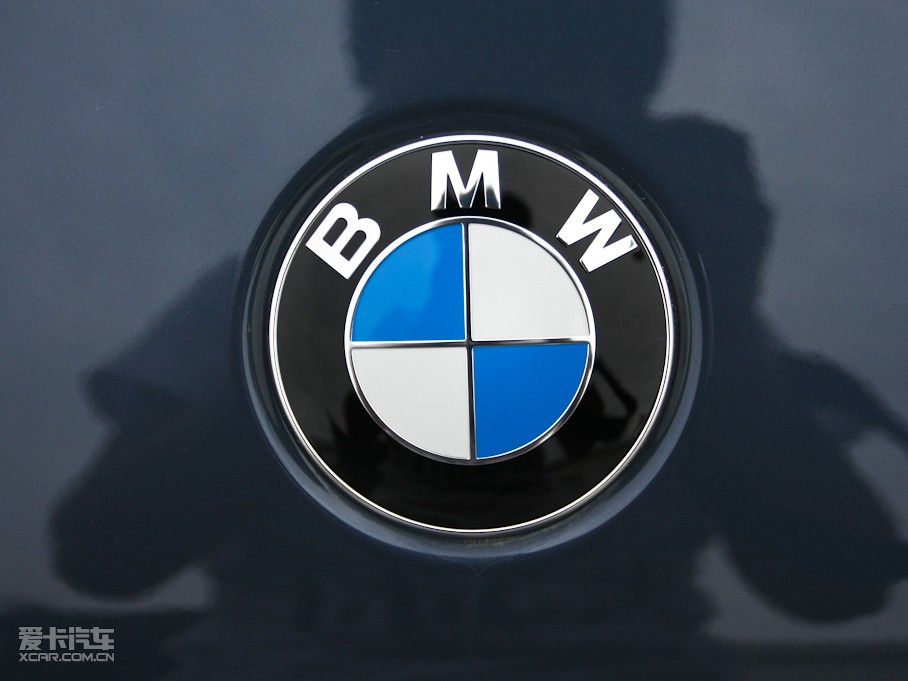 2010RX1(M) sDrive 18i