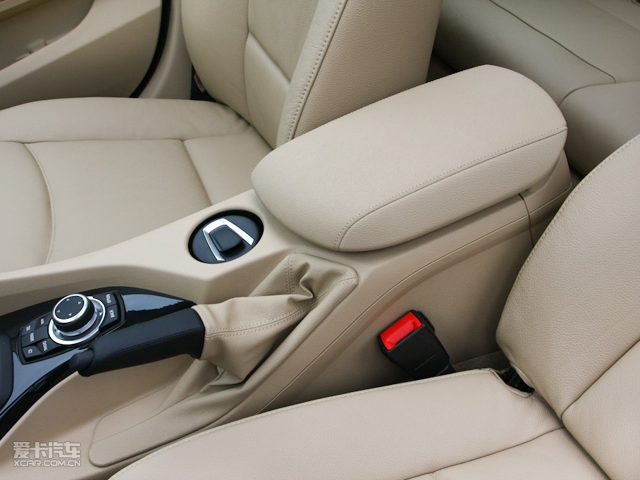 2010RX1(M) sDrive 18i