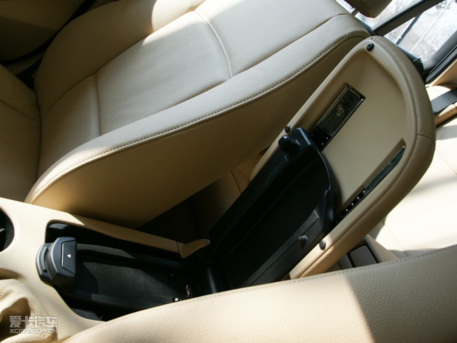 2010RX1(M(jn)) xDrive 28i