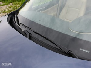 2010款sDrive 18i 雨刷