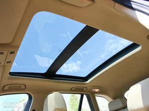 2010款sDrive 18i 空间座椅