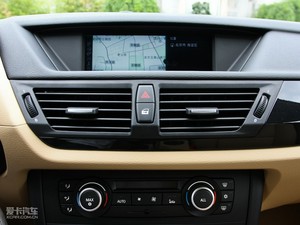 2010款sDrive 18i 空调出风口