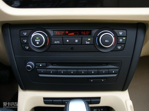 2010款sDrive 18i 音响调节